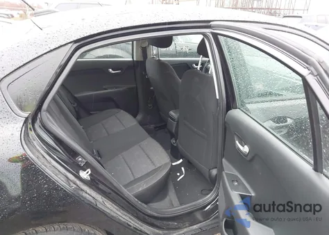 2020 Kia Rio S z USA, uszkodzony, nr VIN 3KPA24AD6LE359176